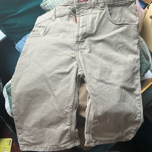 Wrangler Boys Size 14 Shorts Khakis Slim Straight Adjustable Waist. Gently Worn